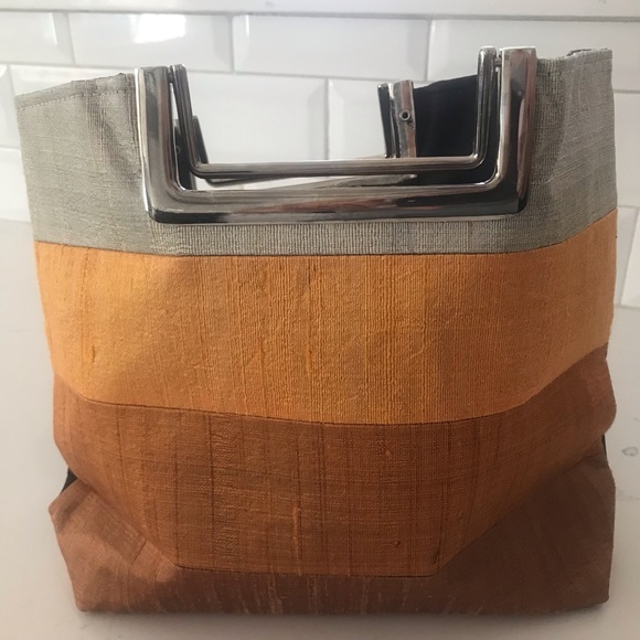 Small purse BNWOT - Picture 1 of 6
